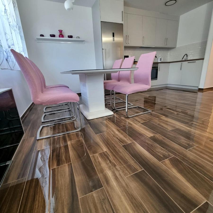 Apartments Happiness Трогир Экстерьер фото