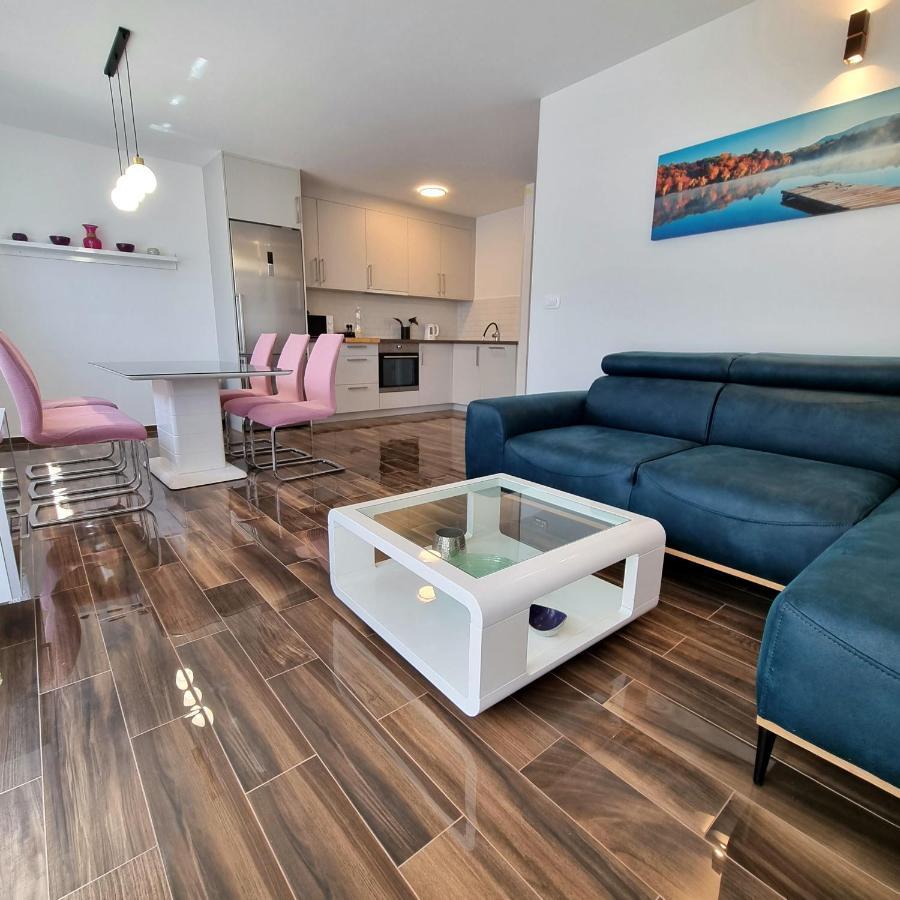 Apartments Happiness Трогир Экстерьер фото